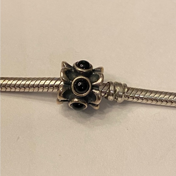 Pandora charm - Picture 1 of 3